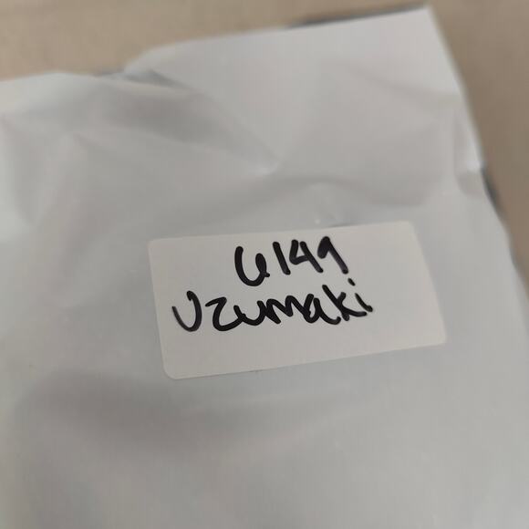 Junji Ito Uzumaki Graphic T-Shirt Mens Medium Black Green Anime Manga Horror - Picture 6 of 6